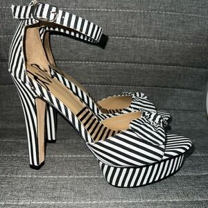 DV by Dolce Vita Striped Platform Heels
